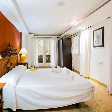 4 Liberty Suites 아파트